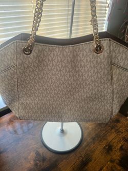 Michael Kors MK Signature Tote Bag