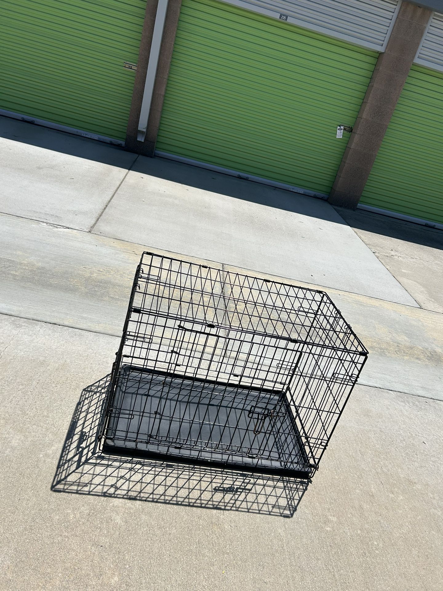 Large Dog crate 