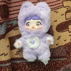 Nommi Key Chain