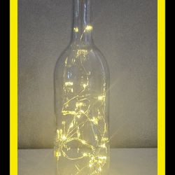 Illuminated wine bottle.  Clear, LED Lights, Gift for Him/Her Best Friend🍾🥂🍻🍻