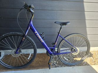 Trek Verve 3 Bike