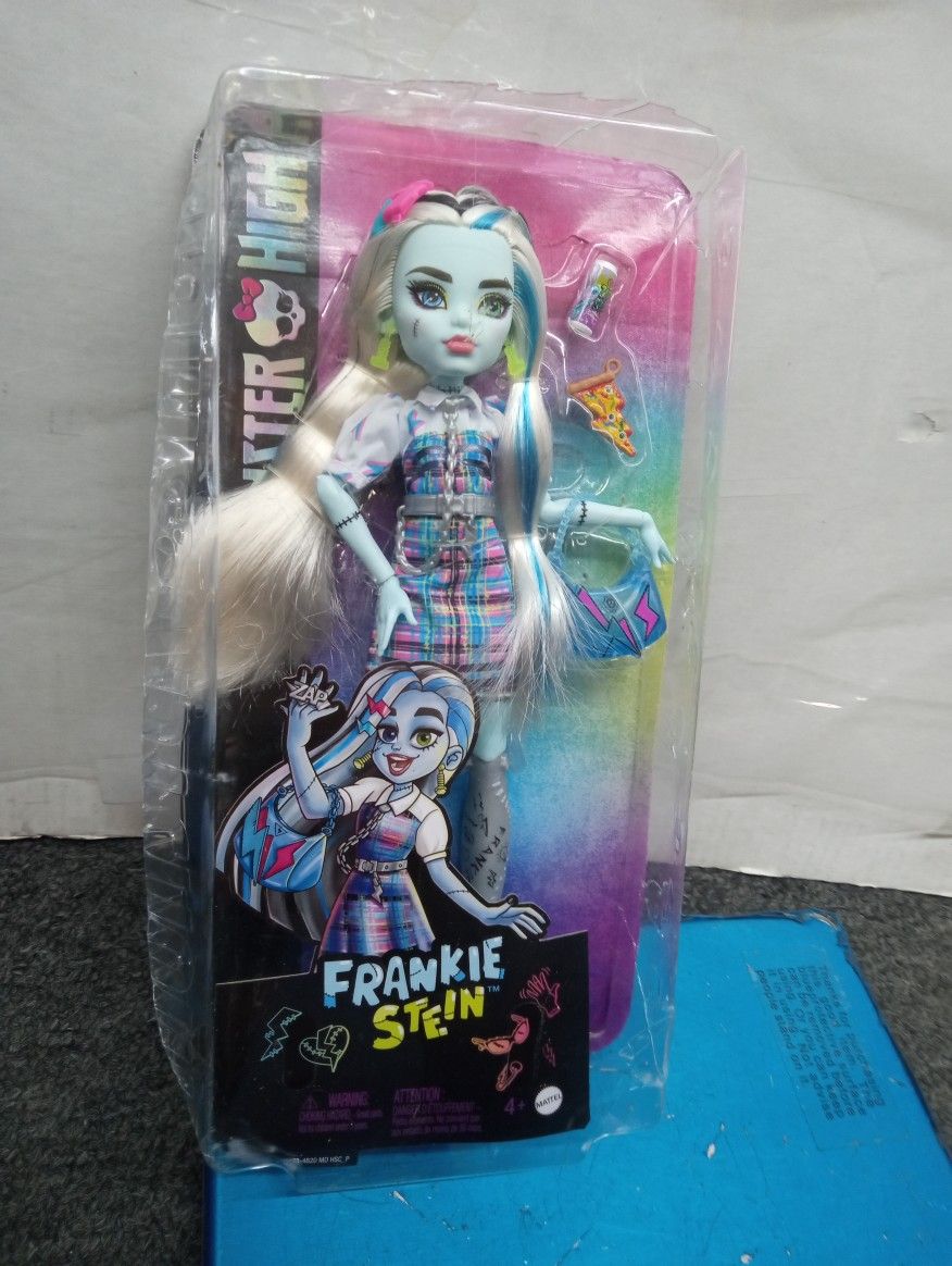 Monster High Frankie Stein Mattel 2022 