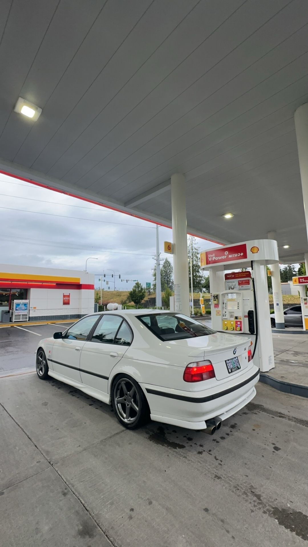 1999 BMW 540i