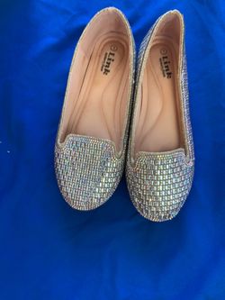 Girls shoes