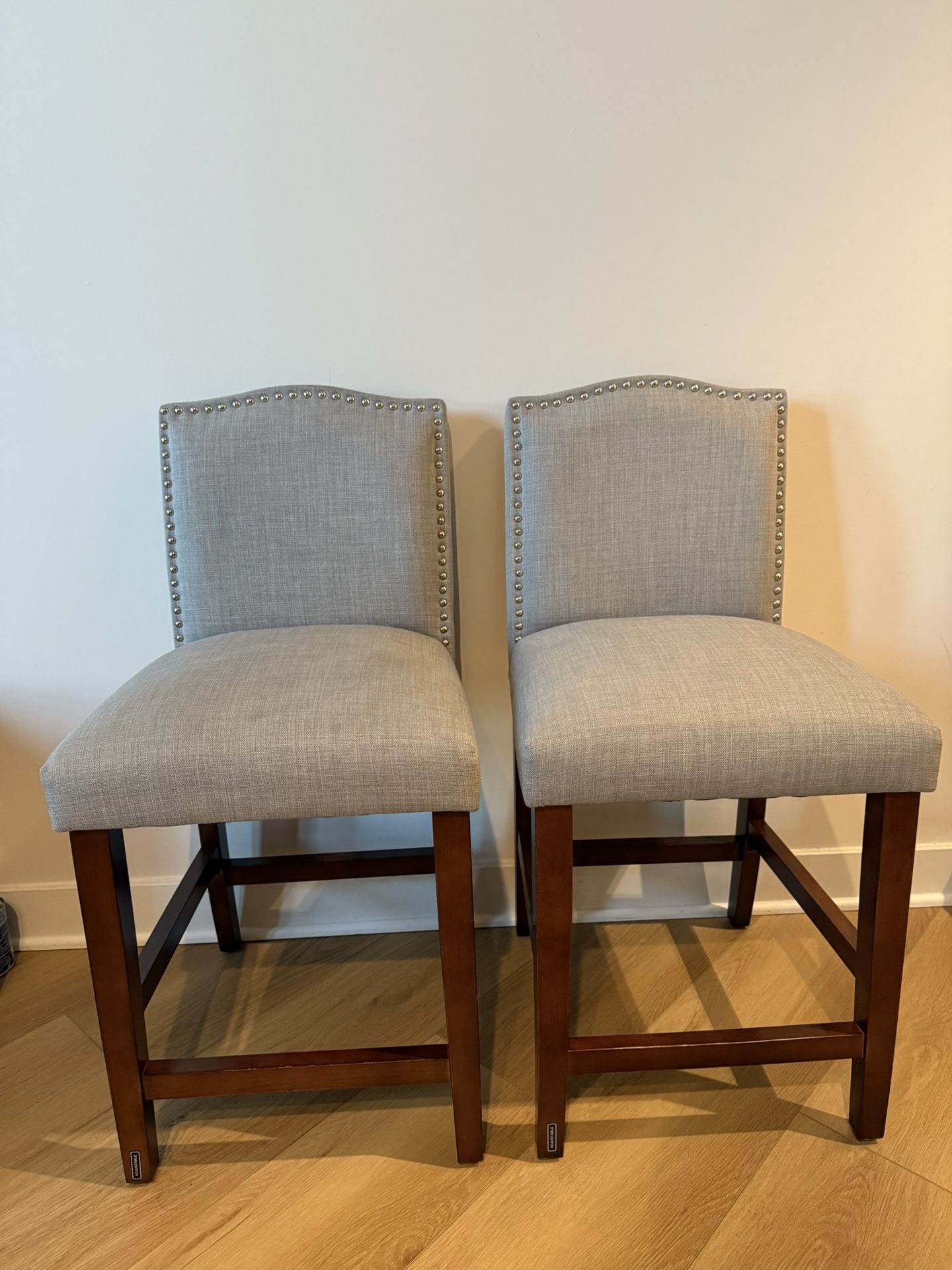 Bar Stool/Chairs