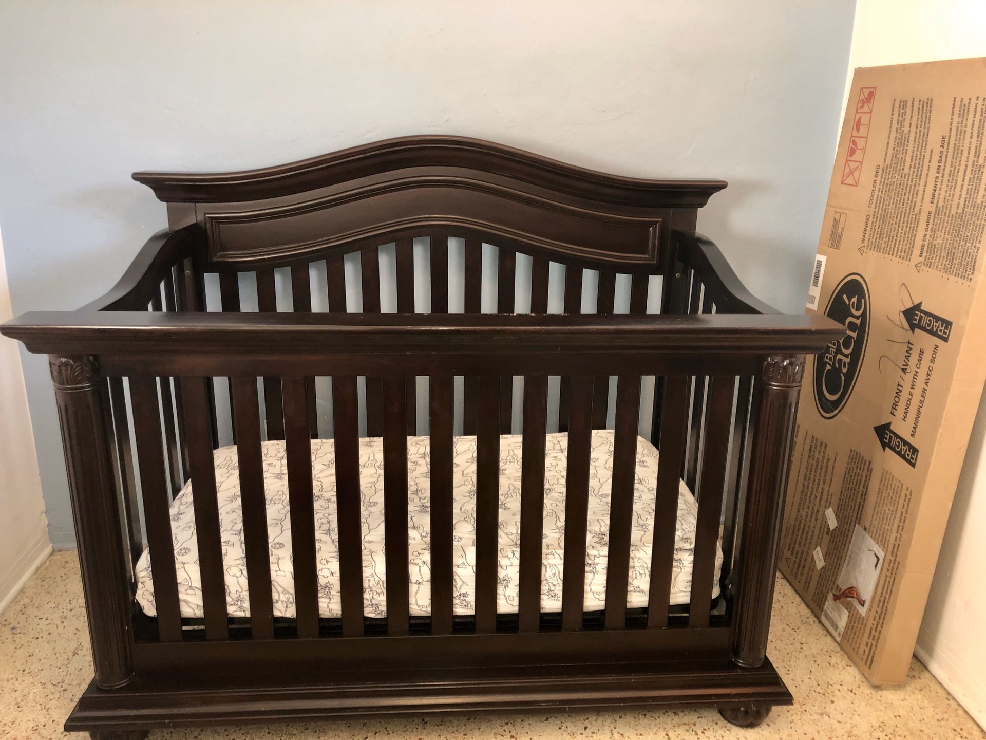 Baby Cache- Heritage Crib and Guard rail