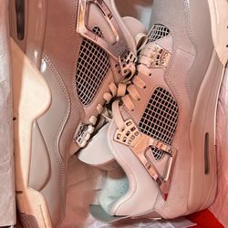 Jordan 4 Retro