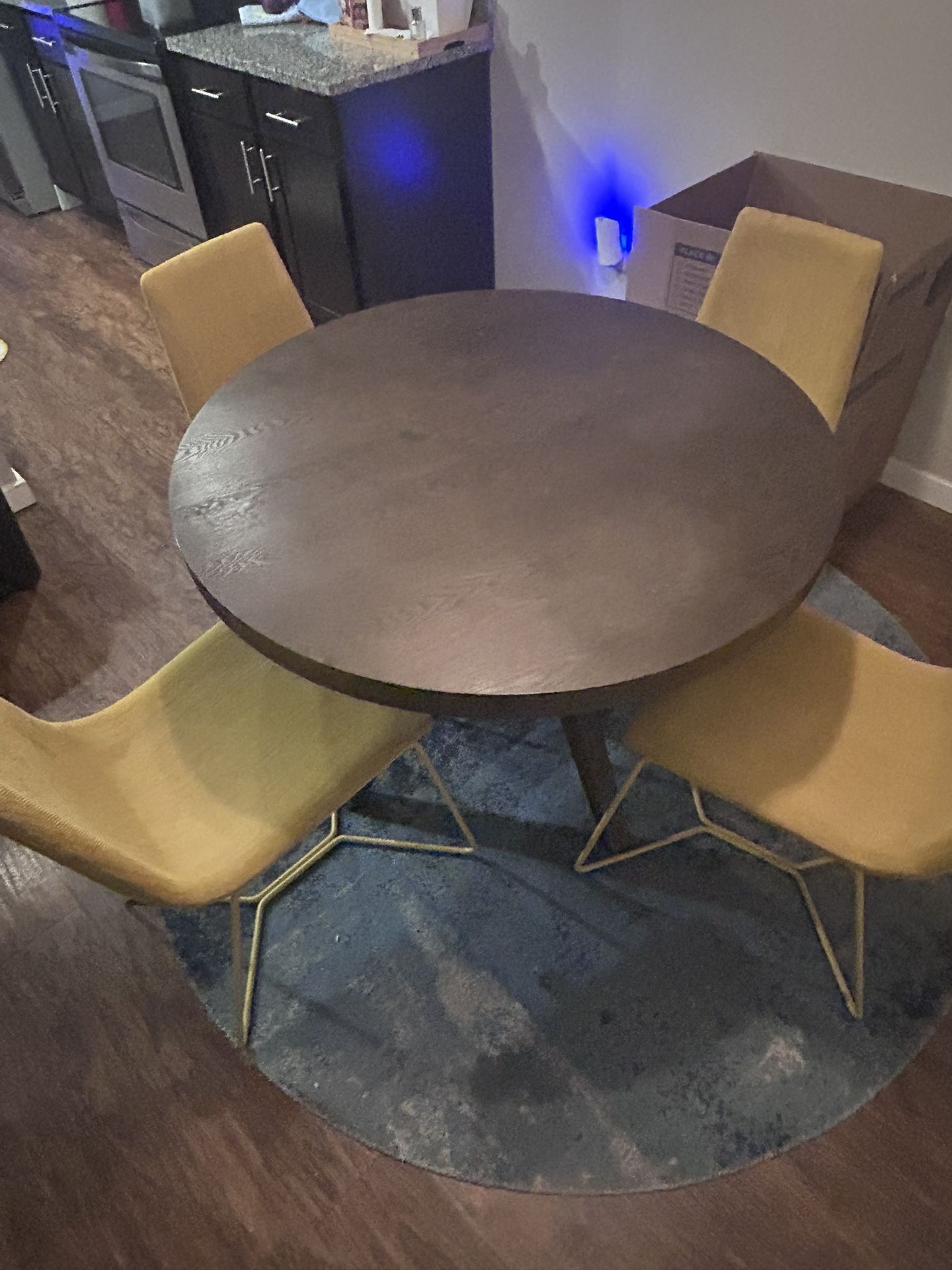 West Elm Arc Base Pedestal Dining Table