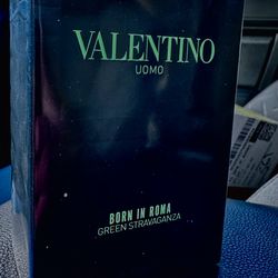 Valentino green stravaganza