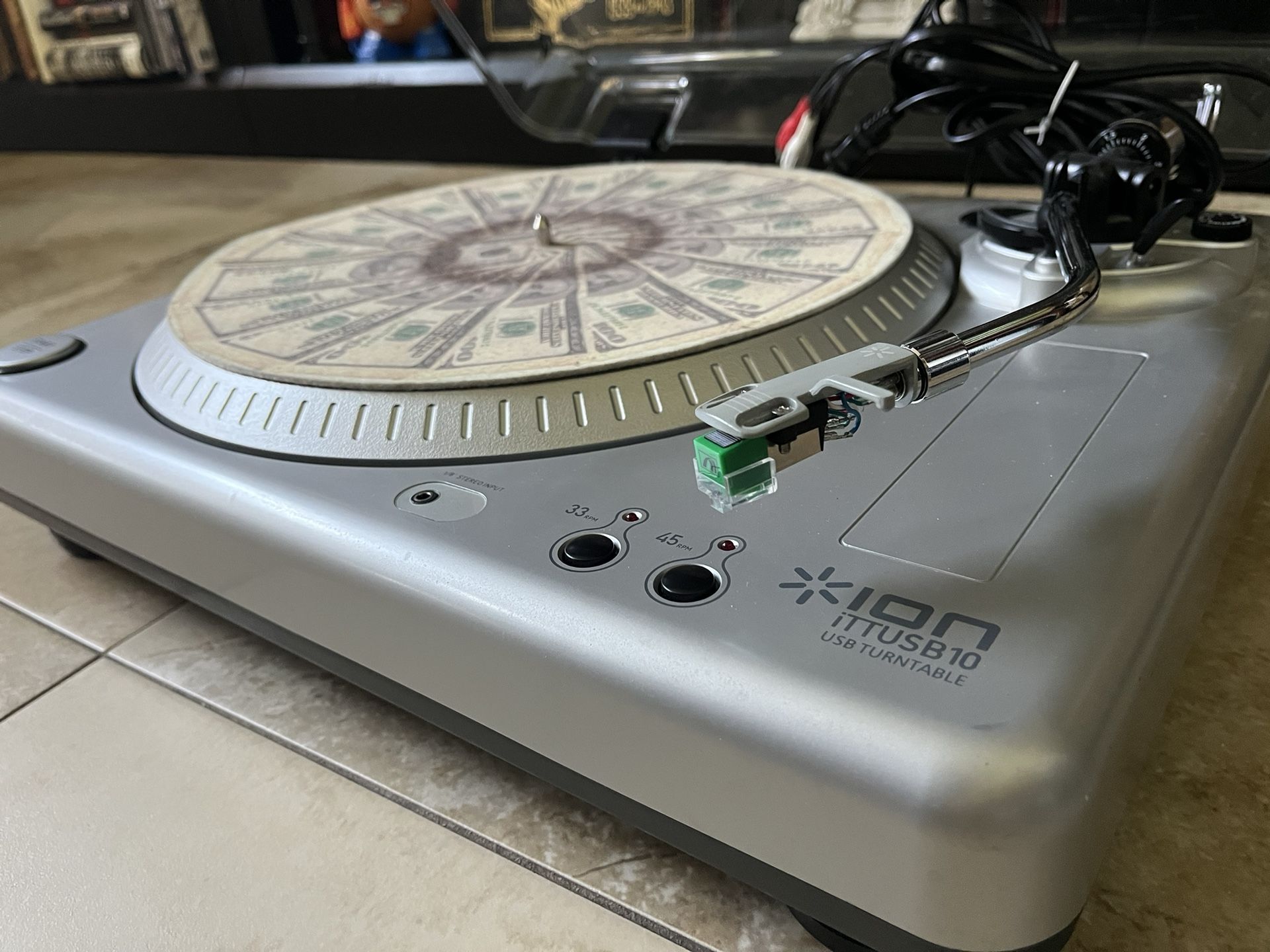 ION USB Turntable “built-in Pre-Amp” + Cartridge/stylus!
