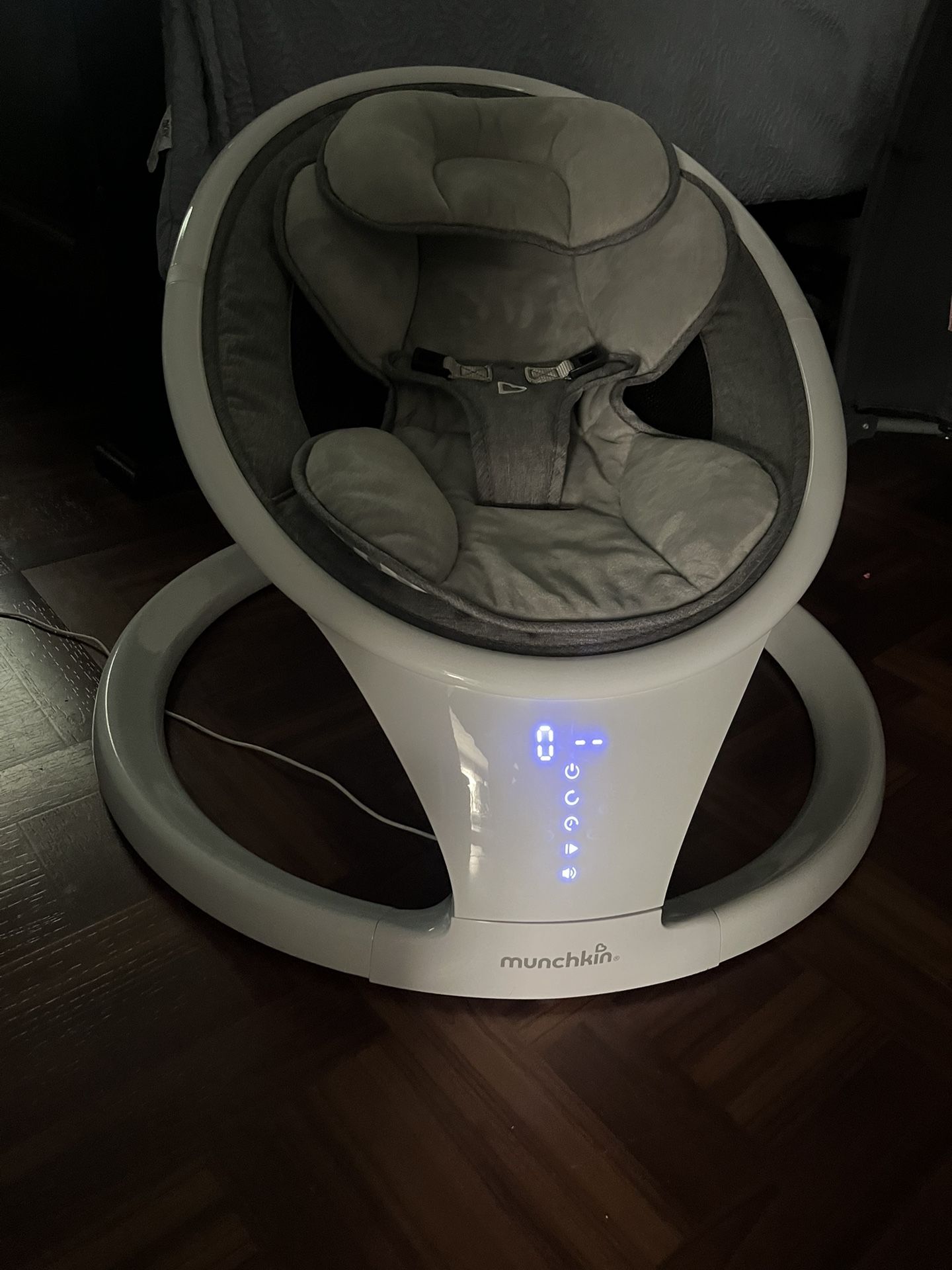 Bluetooth Baby Swing 