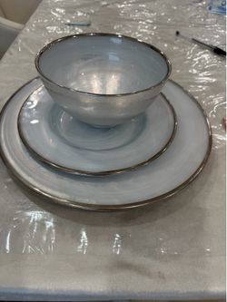 Z Gallery dining set for 14 people