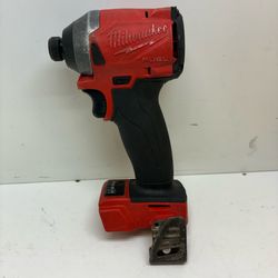 Milwaukee M18 Fuel Brushless Impact 21975171