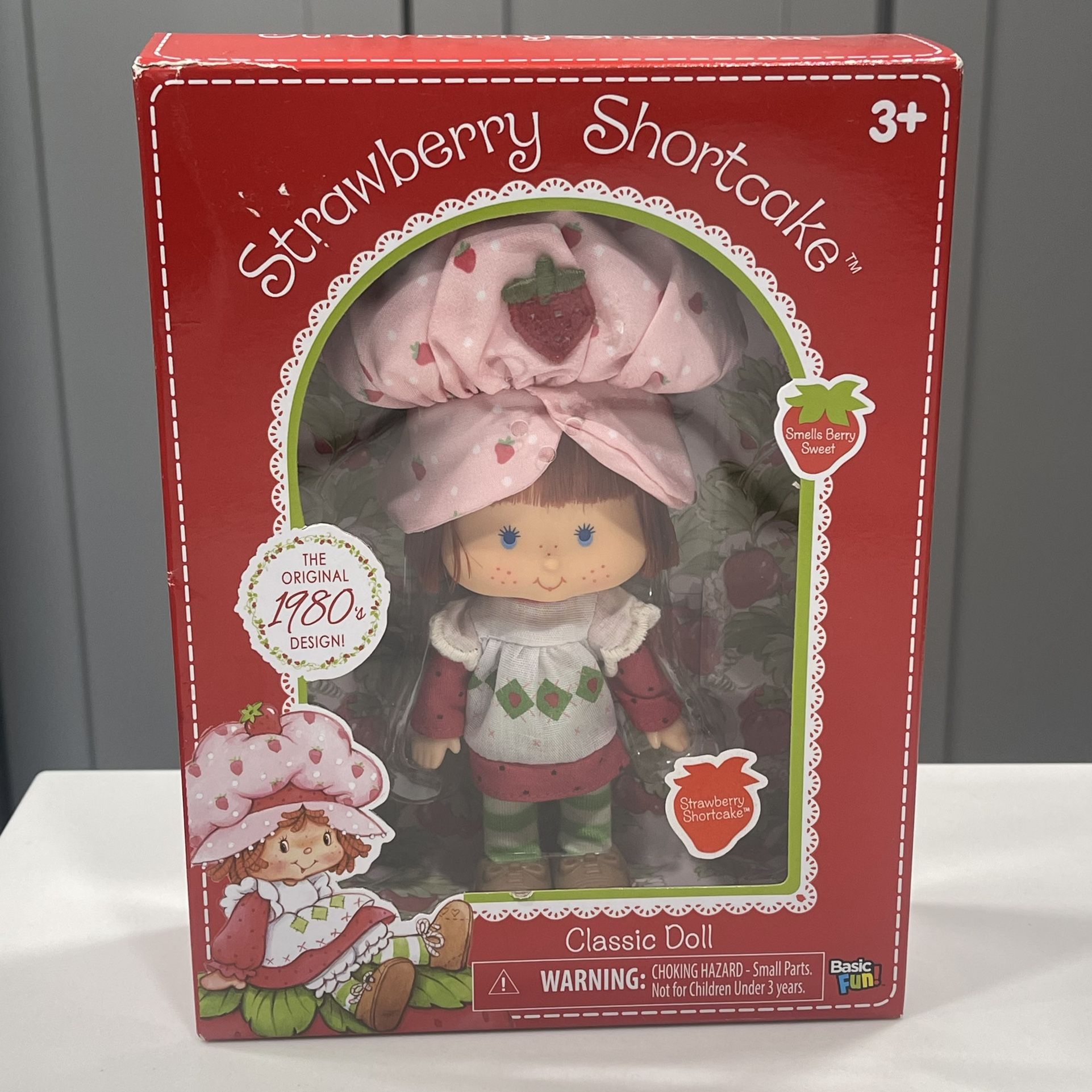 2021 Strawberry Shortcake Doll 35th Anniversary 1980 Design
