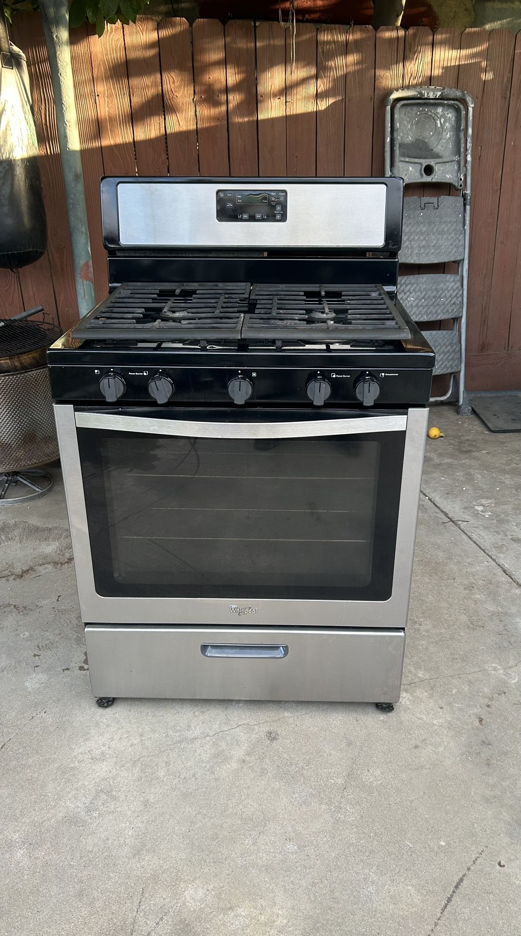 Whirlpool natural gas Stove