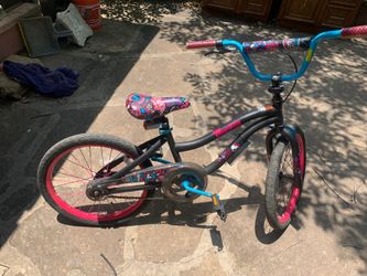 Girls 20” monster high bike