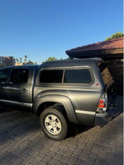 LEER Truck Topper