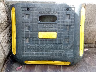 Fence panel stands