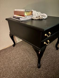 Black Queen Anne End Table with Drawers