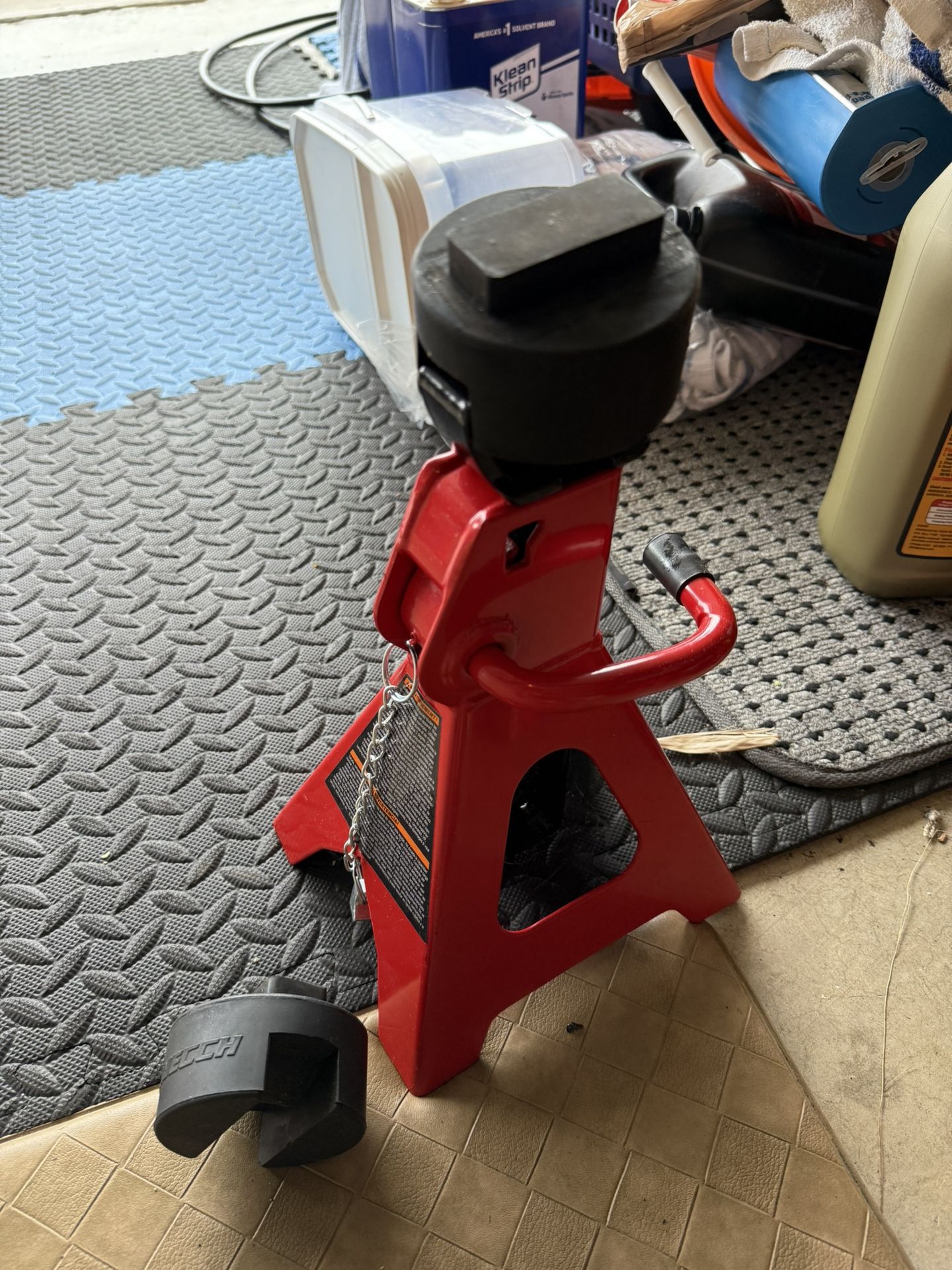 Pair of jack stand pads for BMW