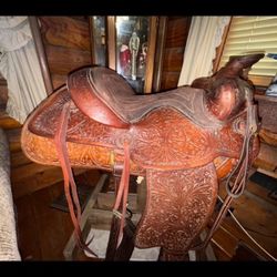Beautiful Western Saddle