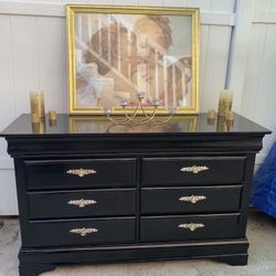 Black Dresser Set Including Long Dresser,mirror,large Nighstand Color Black Has Been Refurbished!!🌺