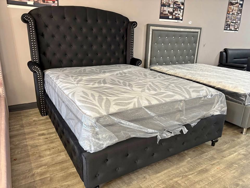 Brand New Black Tufted Upholstered King And Queen Size Platform Bed Frame - Mattress 