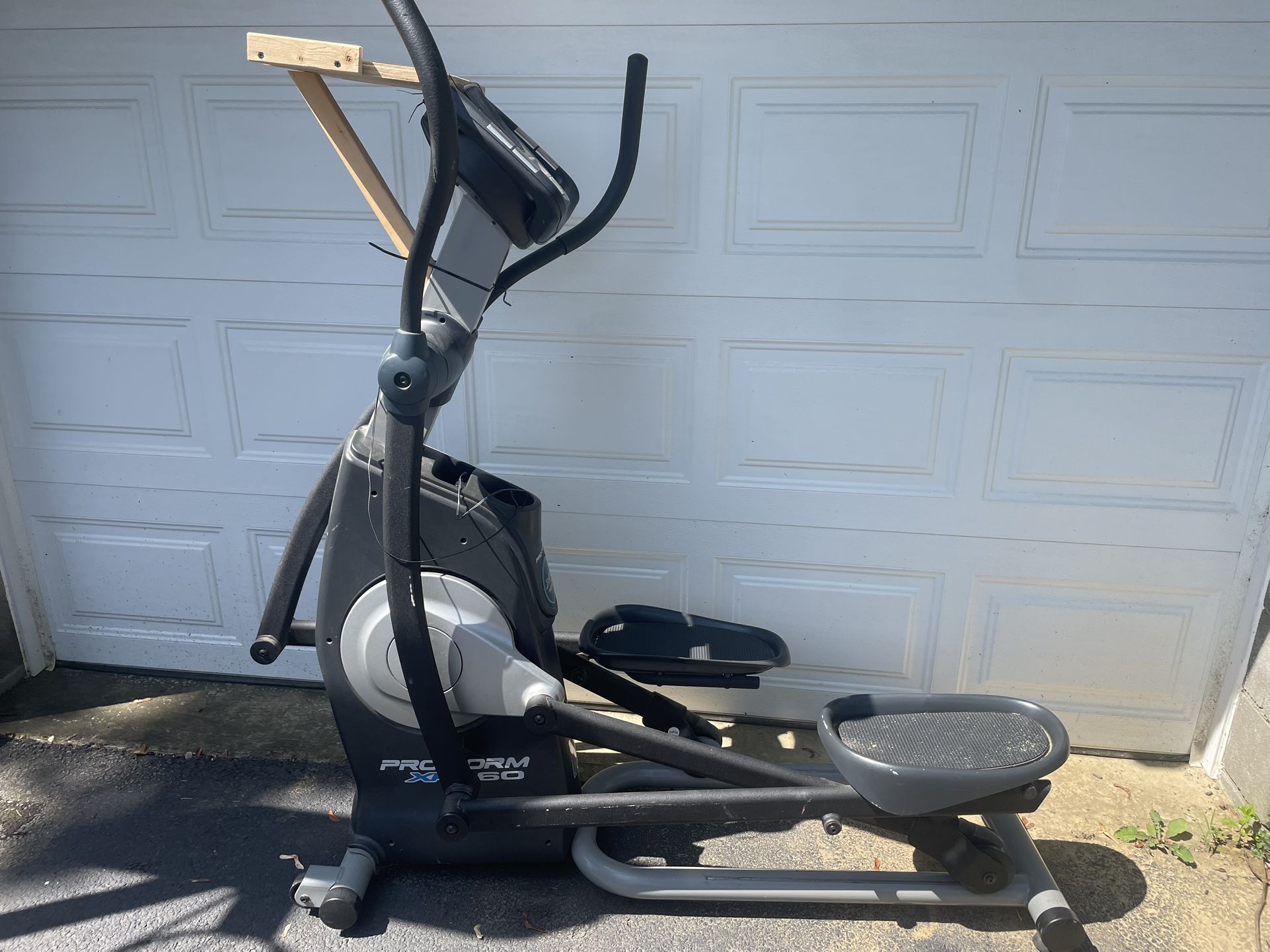 Free Elliptical