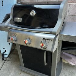 Barbecue Grill (Weber Spirit ) Weber Bbq grille