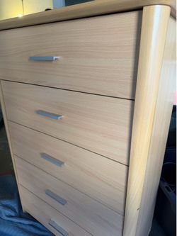 Chest drawers