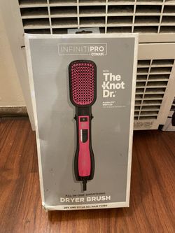 Infiniti Pro Conair Dryer Brush