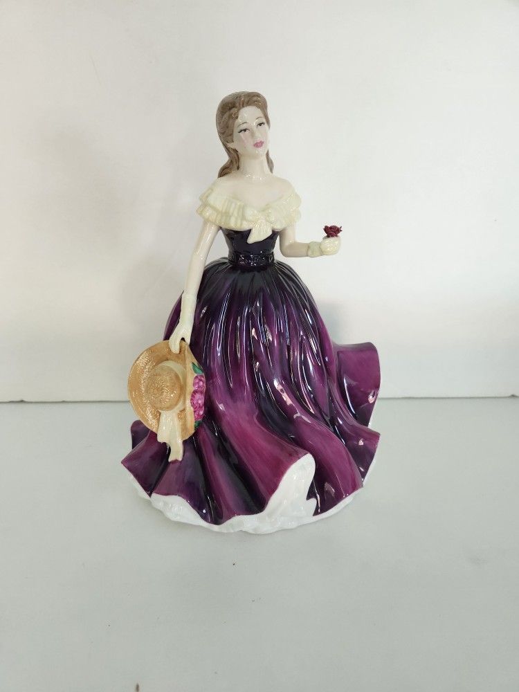 ROYAL DOULTON PRETTY LADIES 'SPECIAL GIFT' HN 4744