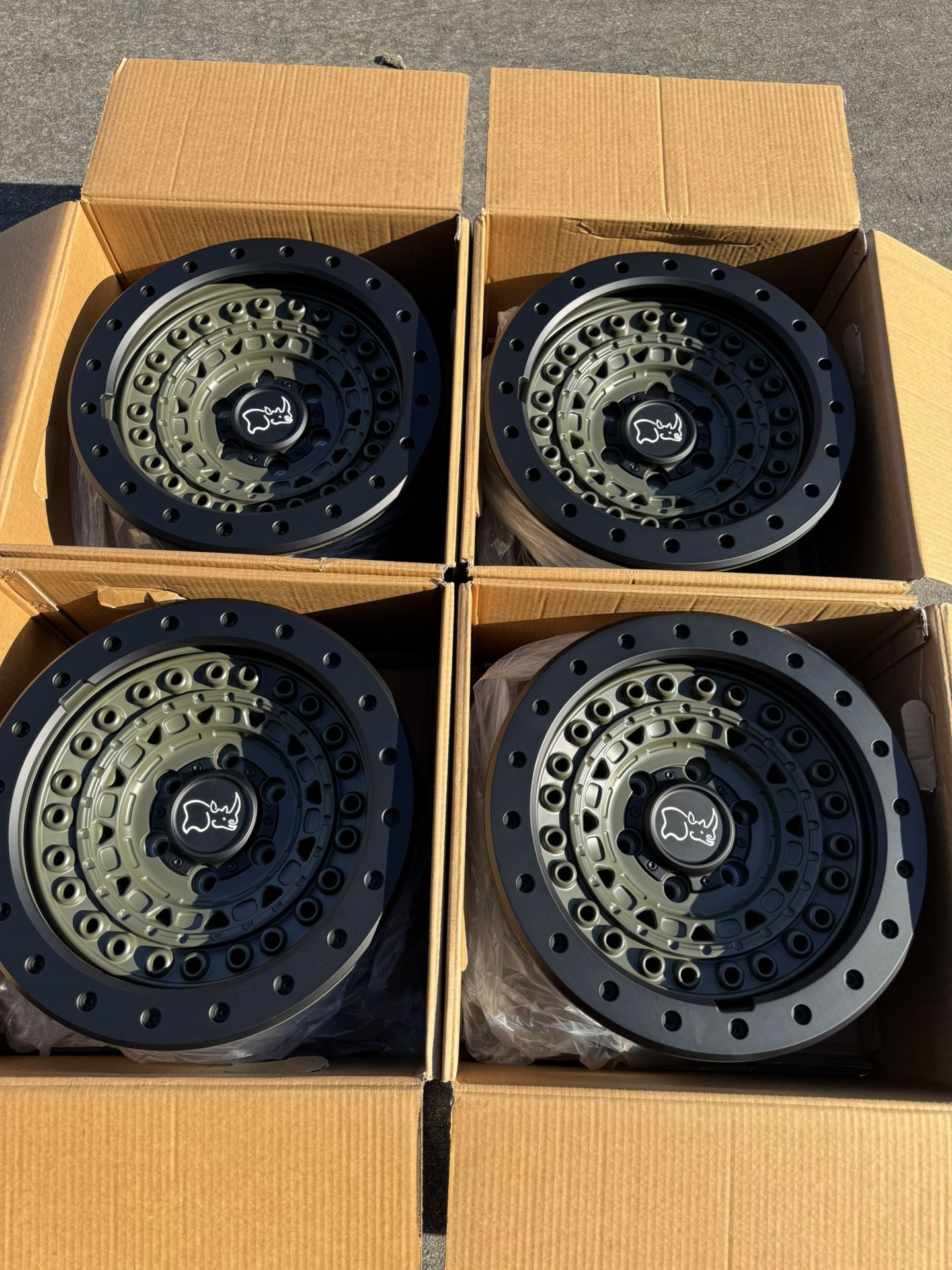 17” Black Rhino Barricade Wheels Olive Green Finish Off-Road Rims Rines