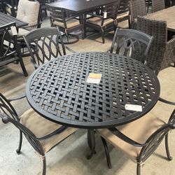 5 Pc Dining Set
