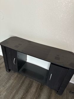 Free tv stand