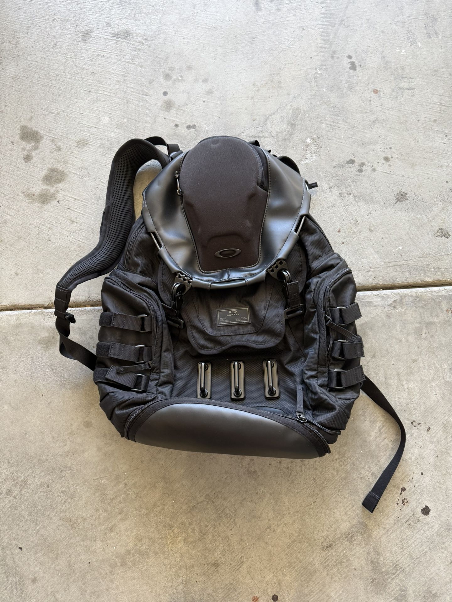 Oakley Kitchen Sink Tactical Backpack