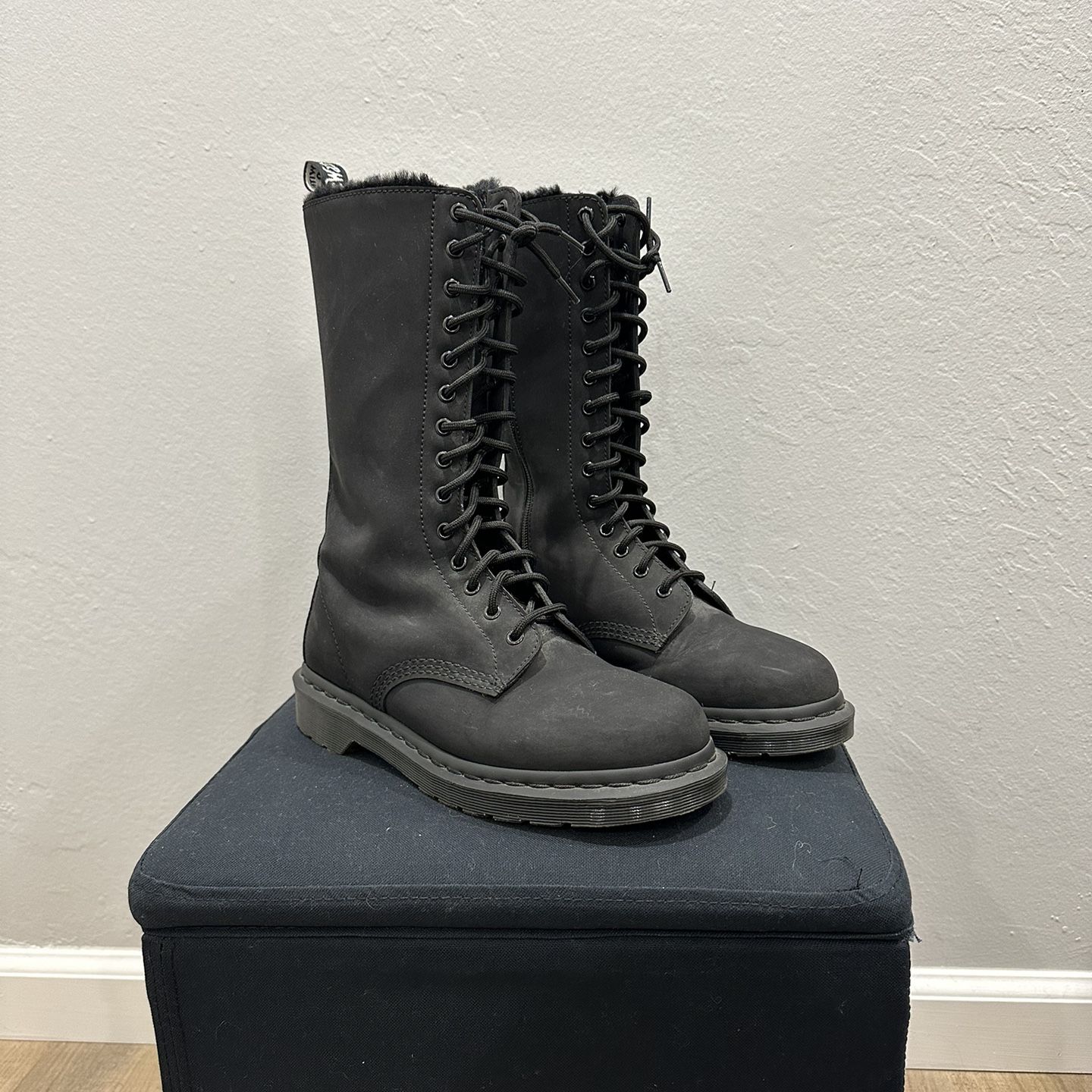 Dr martens clearance fur lined 1b99