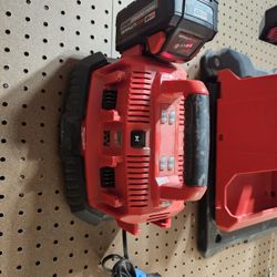 Milwaukee Six Pack Sequential Charger