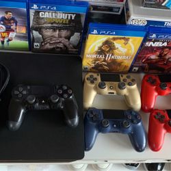 Playstation 4 Black slim bundle 500GB (controllers and games)
