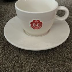 D.E porcelain cups