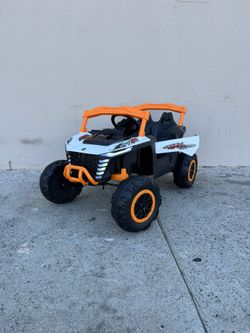 Brand New 4x4 Can Am Power Wheel Ride On Toy Car For Kids.