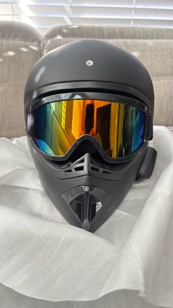 ATV HELMET. Bluetooth Capability.