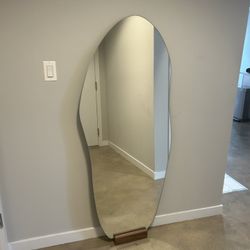 Assymetrical Mirror