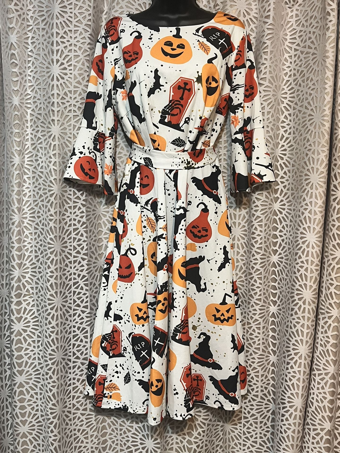Halloween Dress XL Pumpkin Coffin Long Sleeve Adjustable Belted