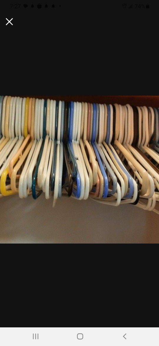 25 plastic tubular hangers $1.