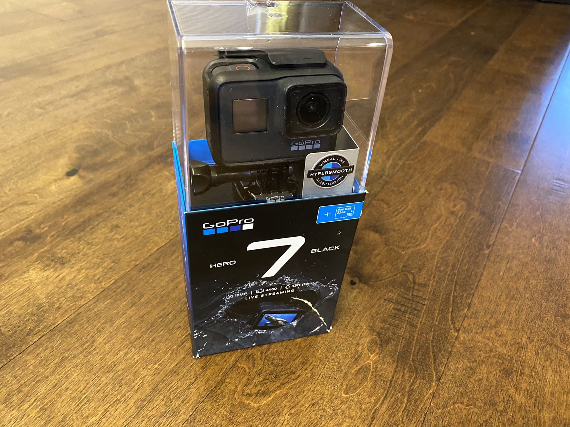 GoPro Hero 7 Black with 32GB SD Card and all it’s original accessories and box + Brand New Ulanzi Housing Case Vlogging Frame