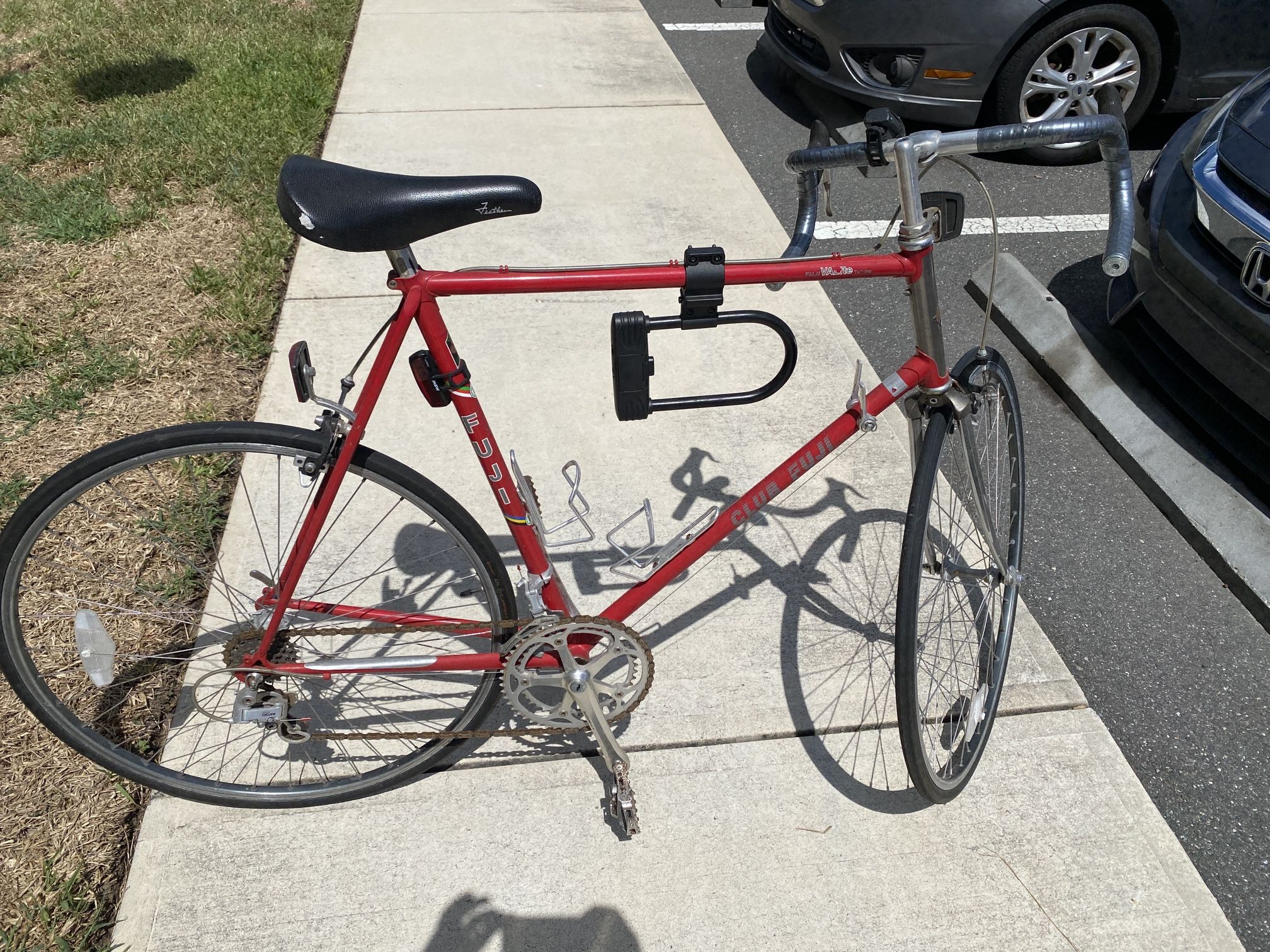 1986 Club Fuji Road Bike - With FREE Accessories