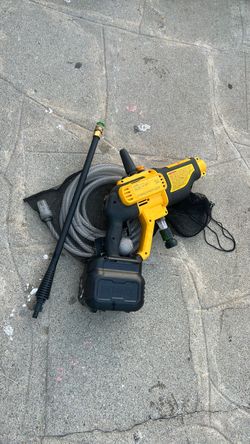 DEWALT Pressure washer