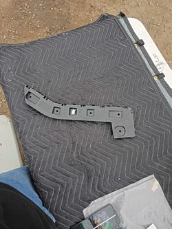Ford Explorer Rear Bumper Left Bracket