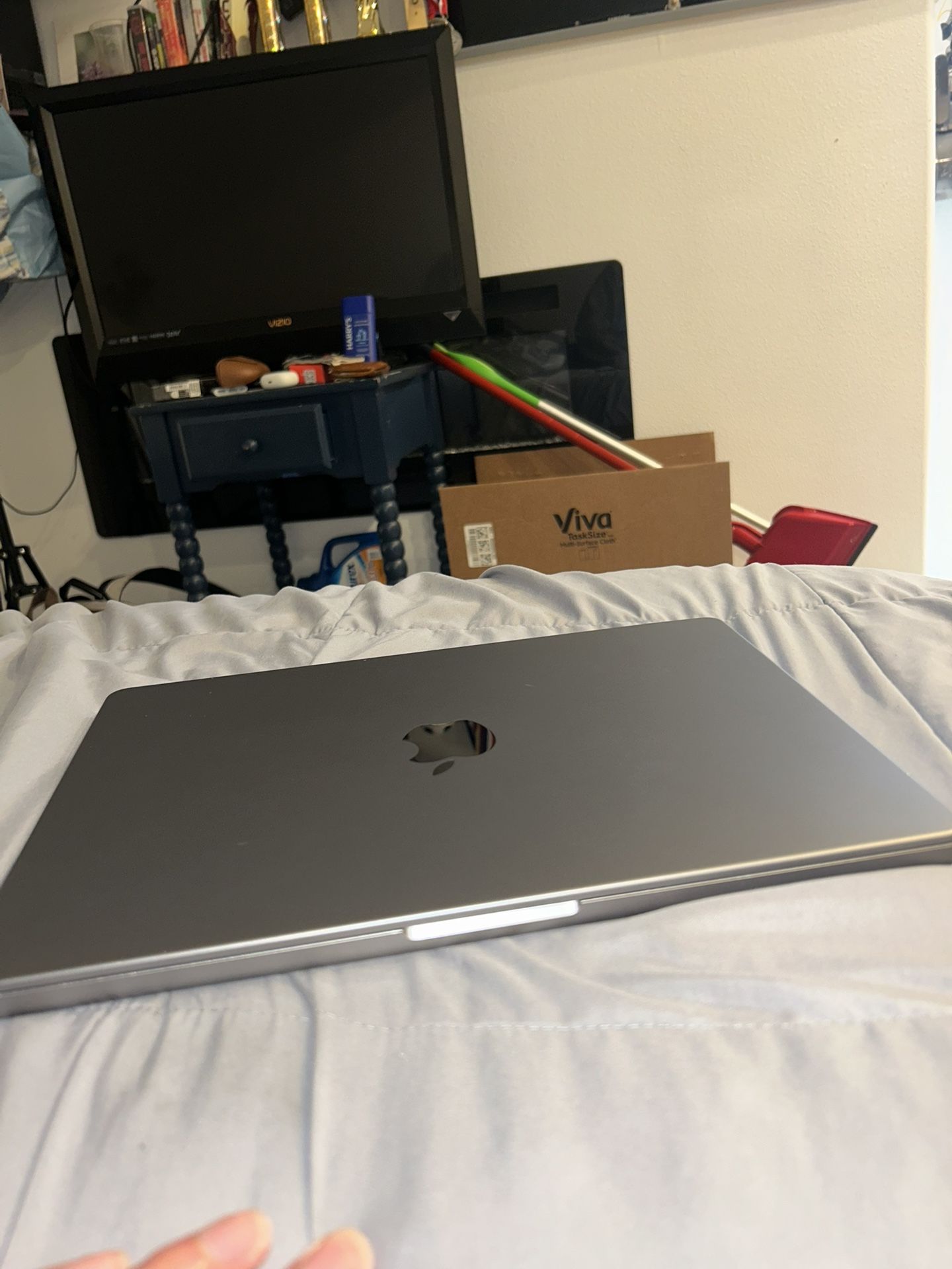 MacBook Pro M1 Pro 14’ 16 GB RAM 8 TB SSD